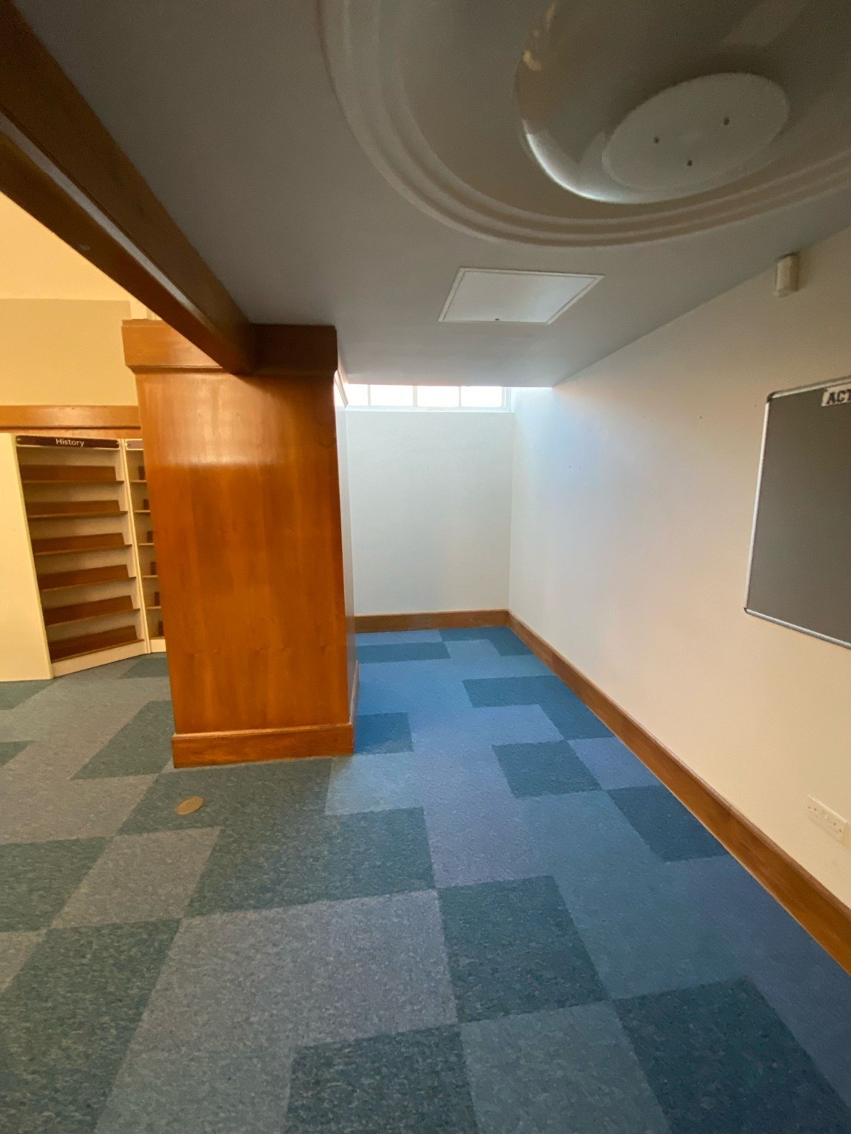 Dry Lining / Skimming / Hygienic Wall Cladding / Suspended Ceiling / Damp Proofing / Decoration