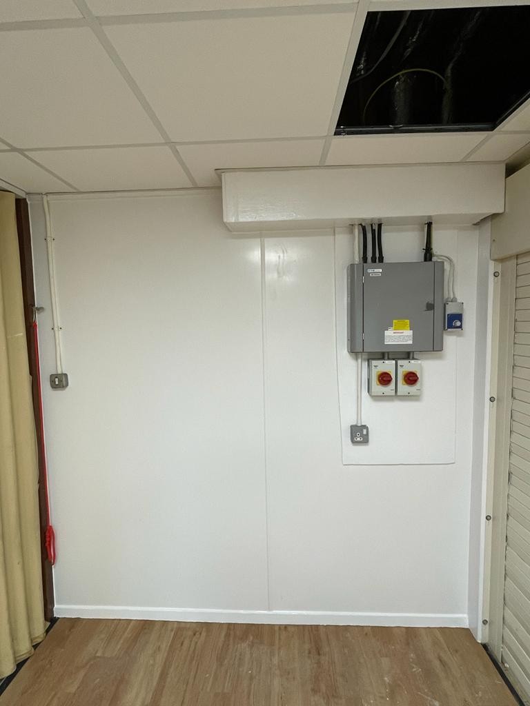 Facilities Management / Mechanical / Electrics / Carpentry