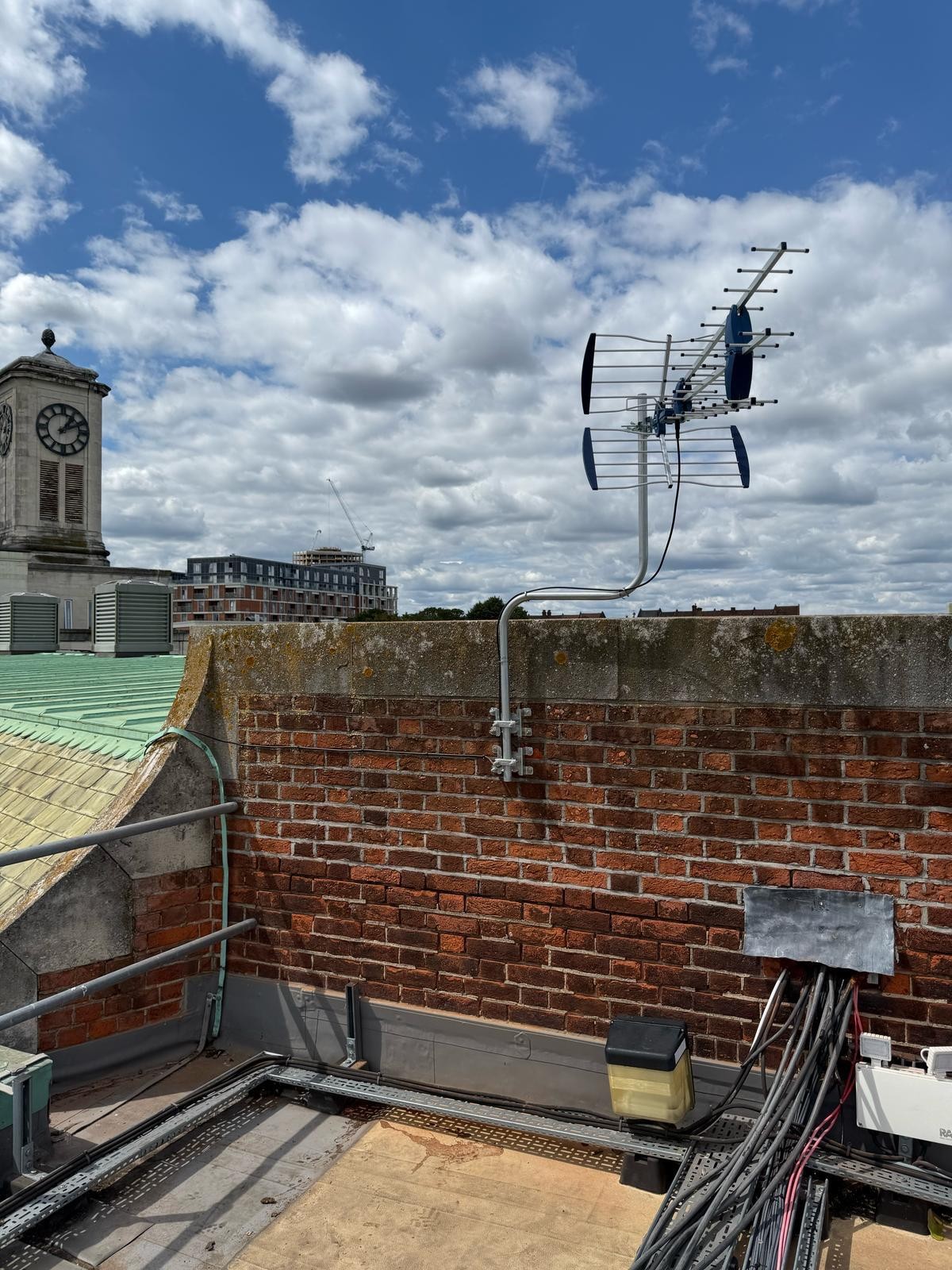 Facilities Management / Mechanical / Electrics / Carpentry