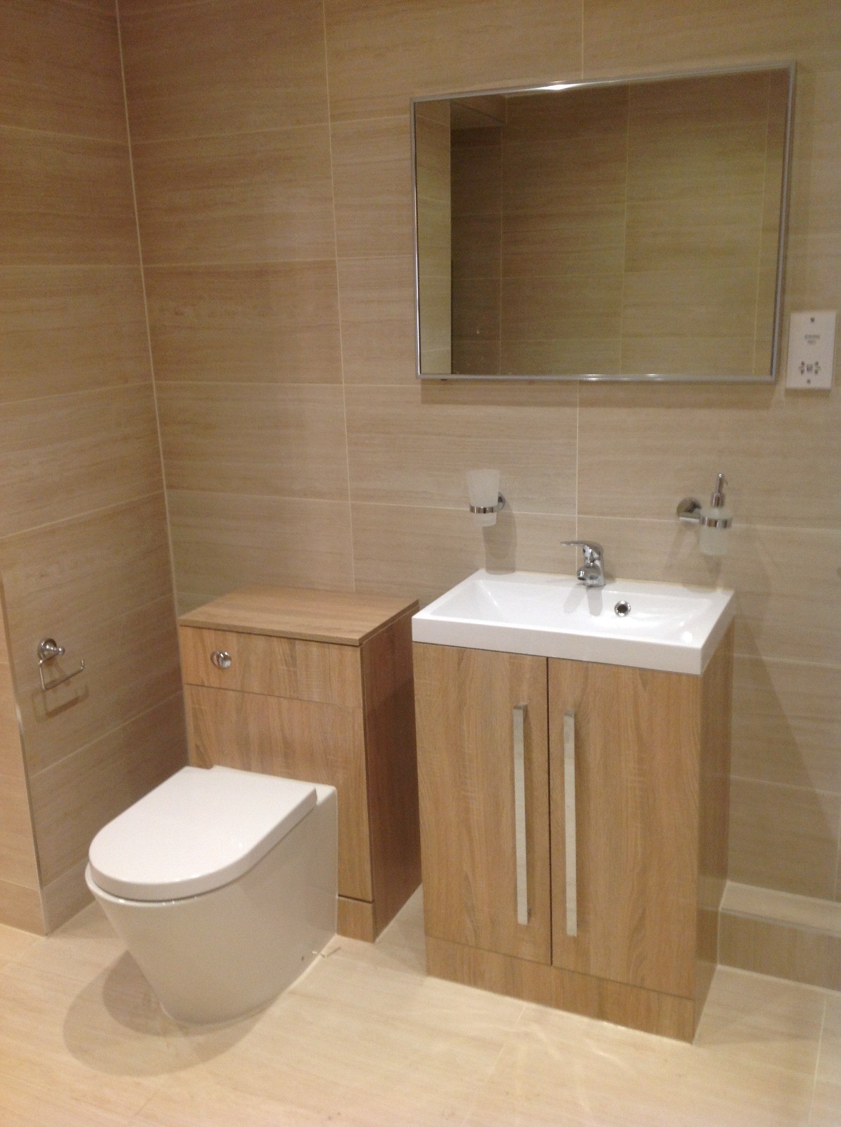 Full Renovations / Kitchen & Bathroom Remodelling / Refurbishment & Fit Out