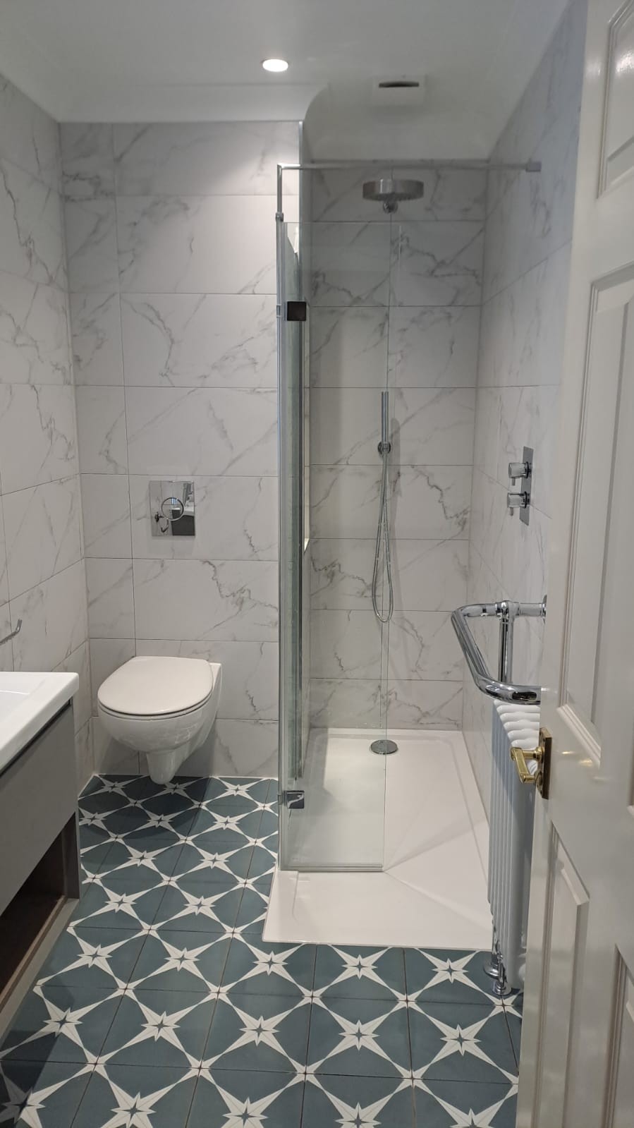 Full Renovations / Kitchen & Bathroom Remodelling / Refurbishment & Fit Out