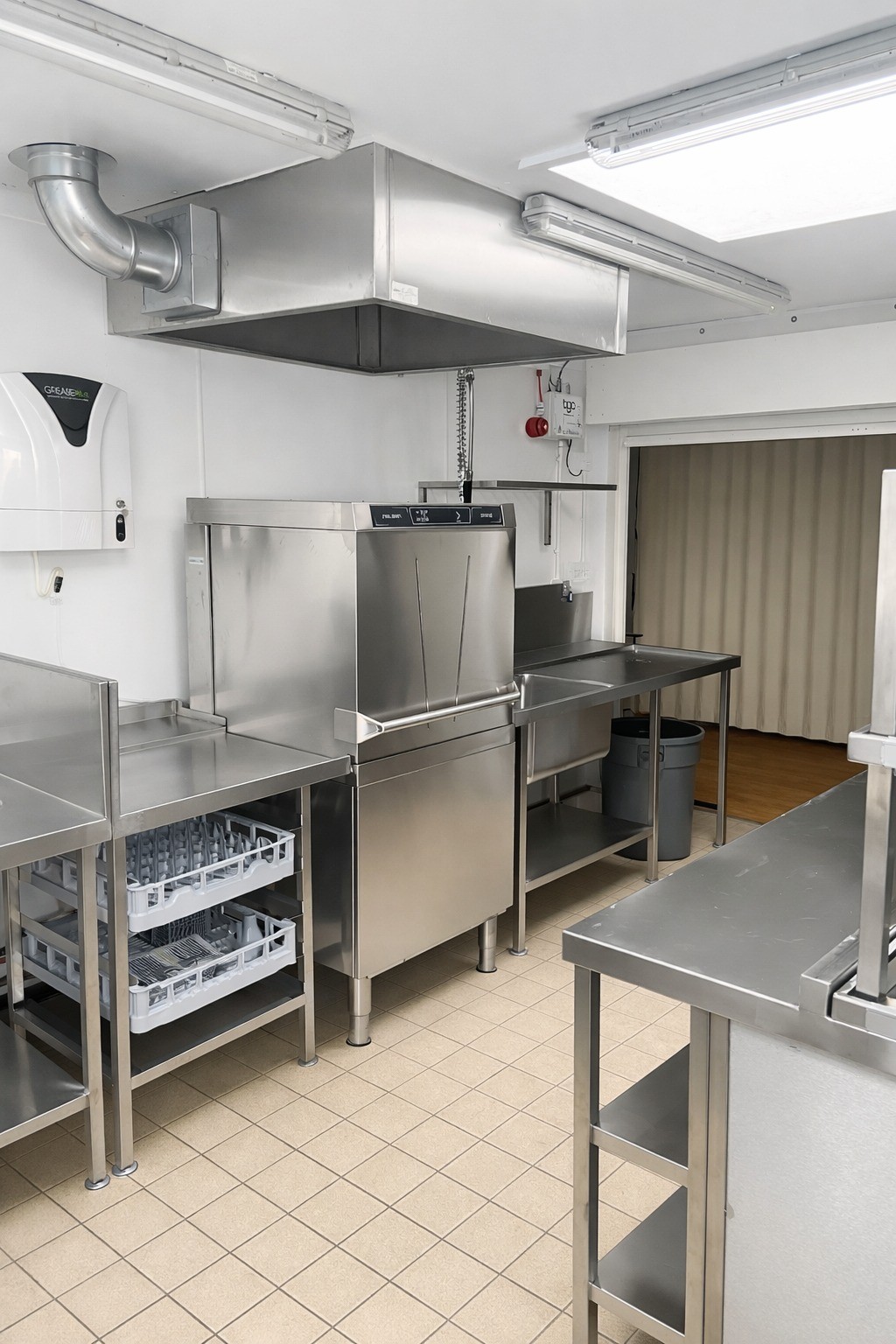 Full Renovations / Kitchen & Bathroom Remodelling / Refurbishment & Fit Out